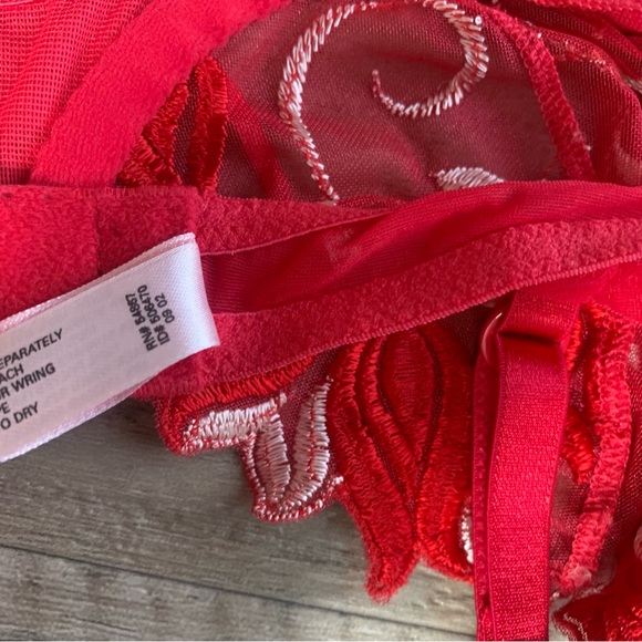 Victoria Secret 3 Vintage y2K Underwire Bras Shimmer Sheer Lace - Picture 10 of 14